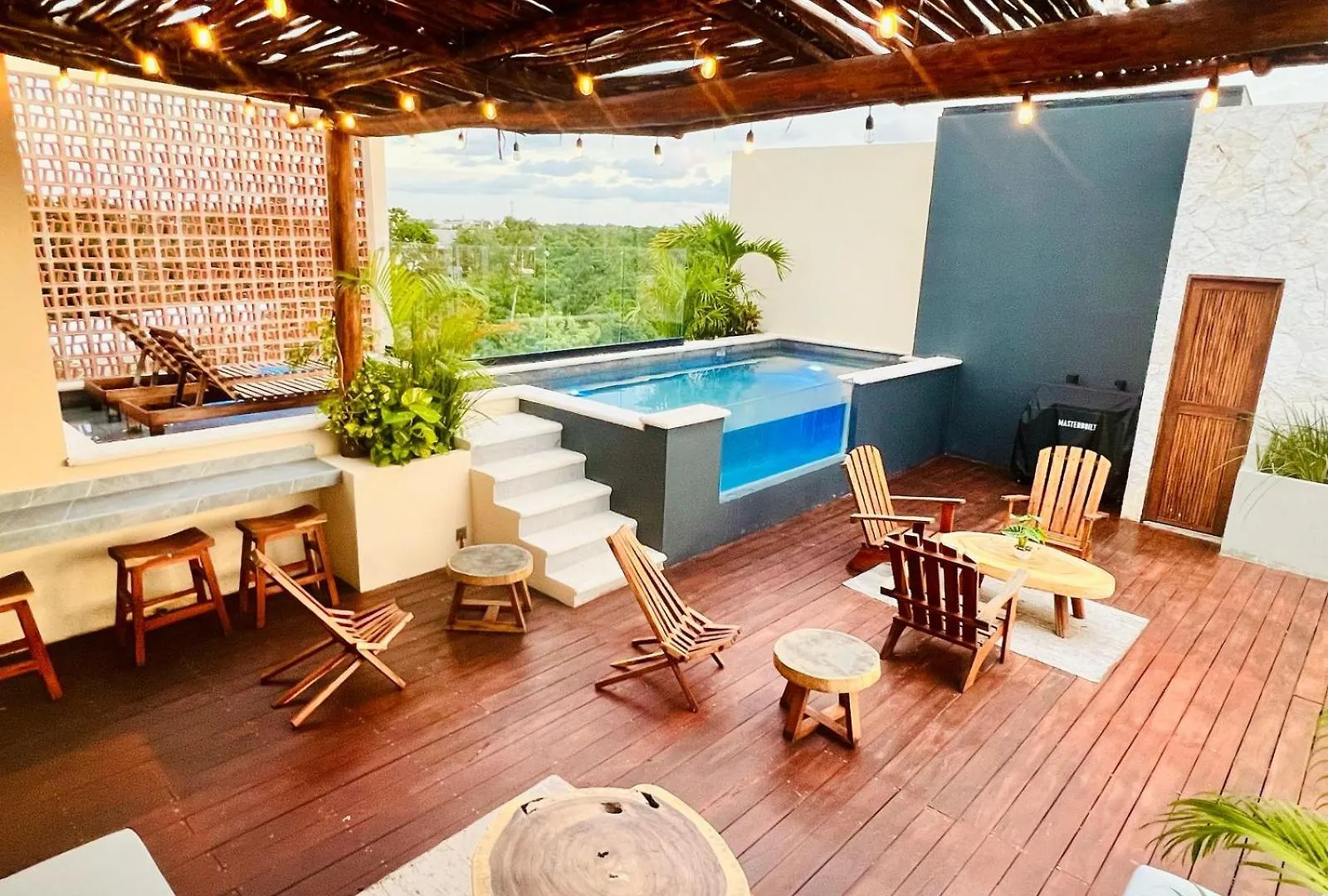 Jacuzzi Retreat Sunrise Haven Apartment Tulum